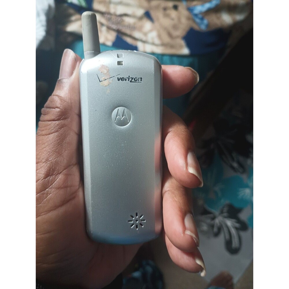 Motorola C Series C333c - Gray and Silver ( Verizon ) Very Rare Cellular Phone - Picture 2 of 4